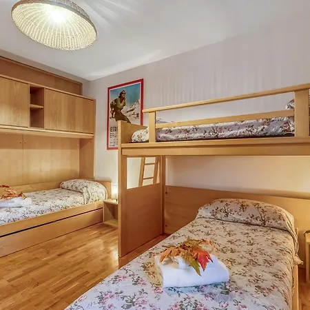 Apartman Gran Roc Few Steps From - Happy *